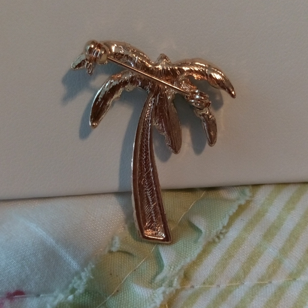 🆕 Palm Tree Brooch - Picture 3 of 4